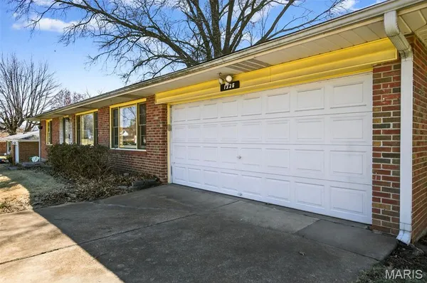 $124,900 | 1326 Northumberland Drive, St. Louis, MO 63137