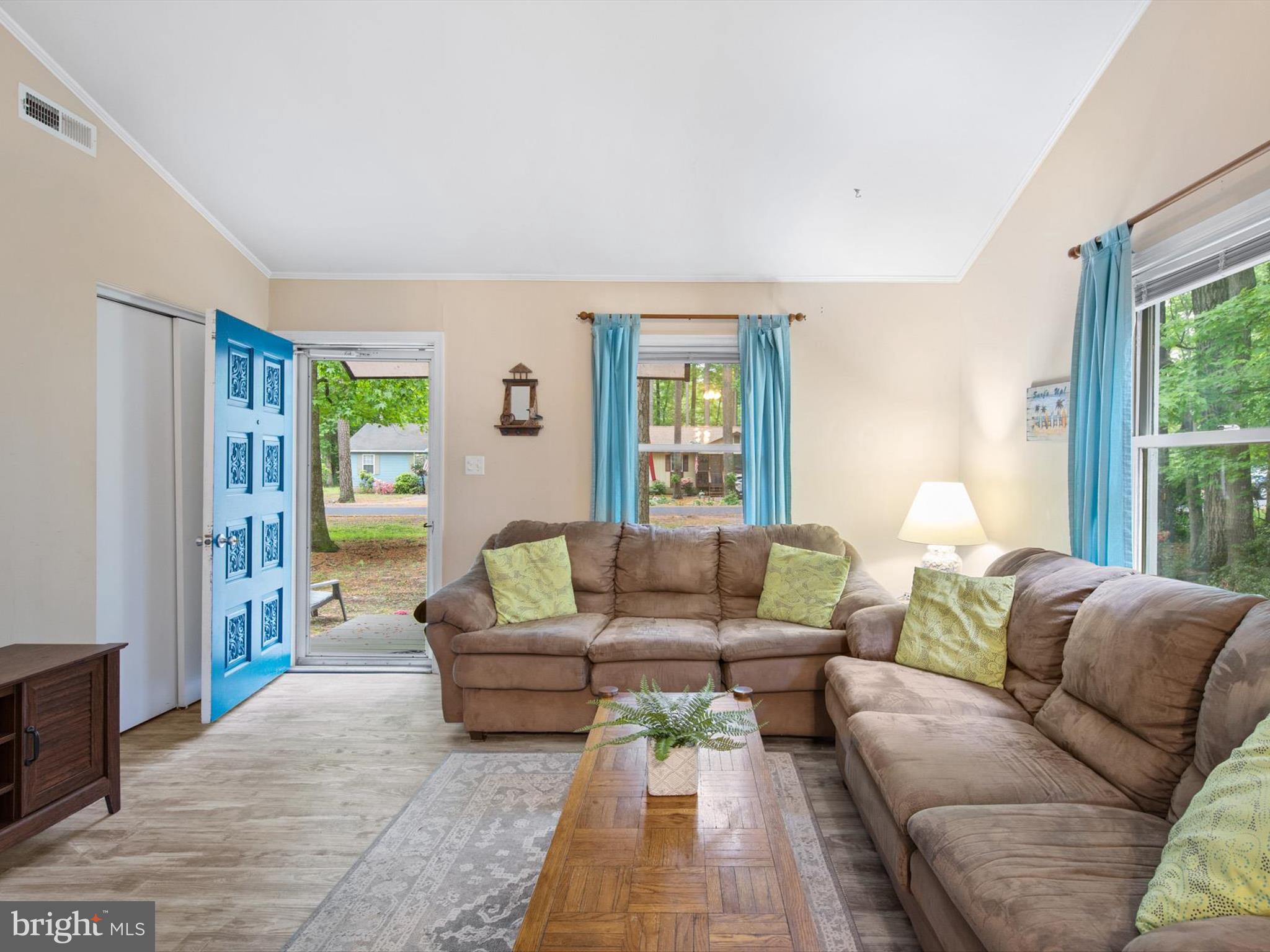 47 Moonraker Road Ocean Pines, MD 21811 - Photo 3 of 56 Living Room