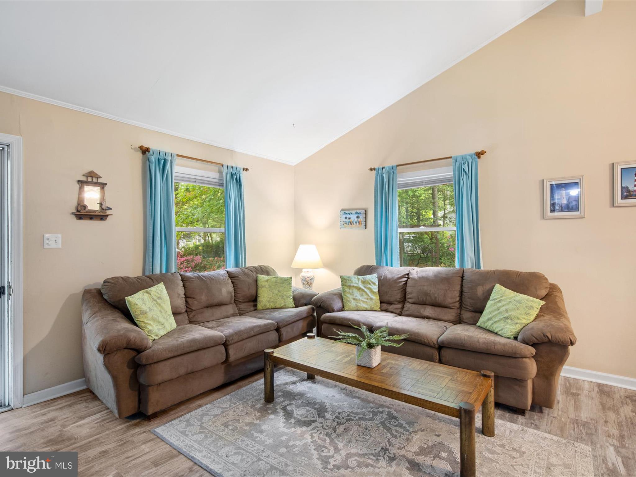 47 Moonraker Road Ocean Pines, MD 21811 - Photo 4 of 56 Living Room