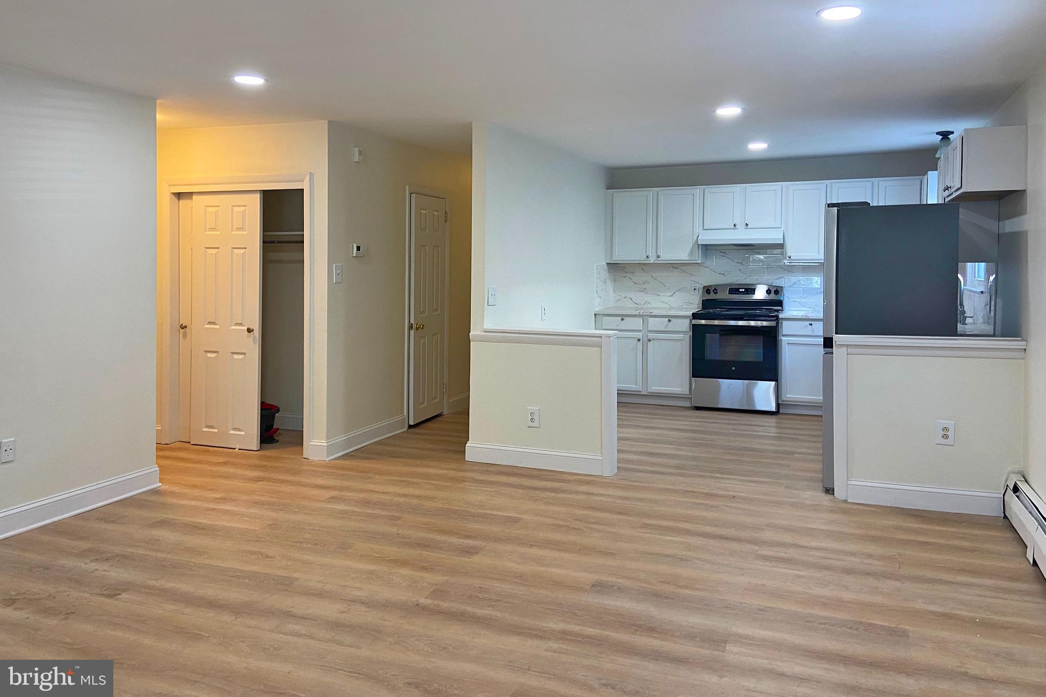 857 Street Road Southampton, PA 18966 - Photo 2 of 32