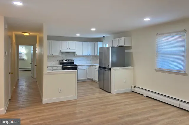 $1,820 | 857 Street Road, Southampton, PA 18966