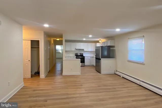 $1,820 | 857 Street Road, Southampton, PA 18966