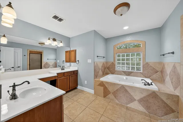 $419,900 | 1126 Winding Creek Trail, Spring Branch, TX 78070