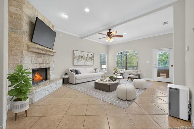 $419,900 | 1126 Winding Creek Trail, Spring Branch, TX 78070