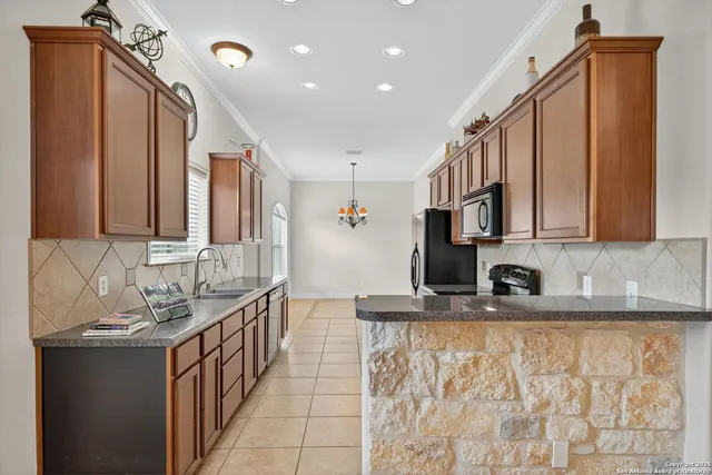 $419,900 | 1126 Winding Creek Trail, Spring Branch, TX 78070