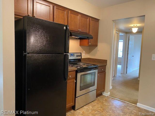 515 West Highland Road, Unit E4 Howell, MI 48843 - Photo 9 of 18