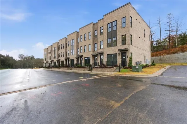 $2,300 | 742 Urban Grange Way, Suwanee, GA 30024