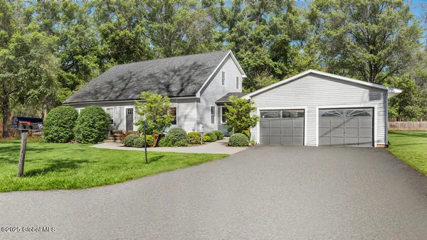 $25,500 | 95 Meadowbrook Road, Saratoga Springs, NY 12866