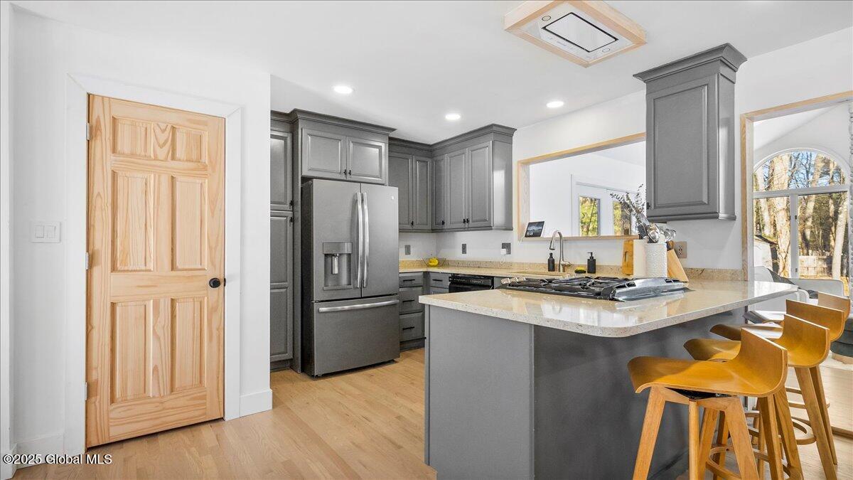 95 Meadowbrook Road Saratoga Springs, NY 12866 - Photo 6 of 22 18-P1150501