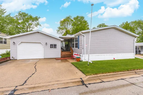 $85,000 | 1129 11th Street, Bloomington, IL 61704