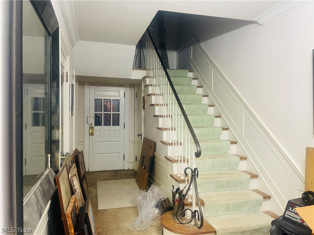 923 Mayfair Road Akron, OH 44303 - Photo 29 of 31 Staircase with crown molding