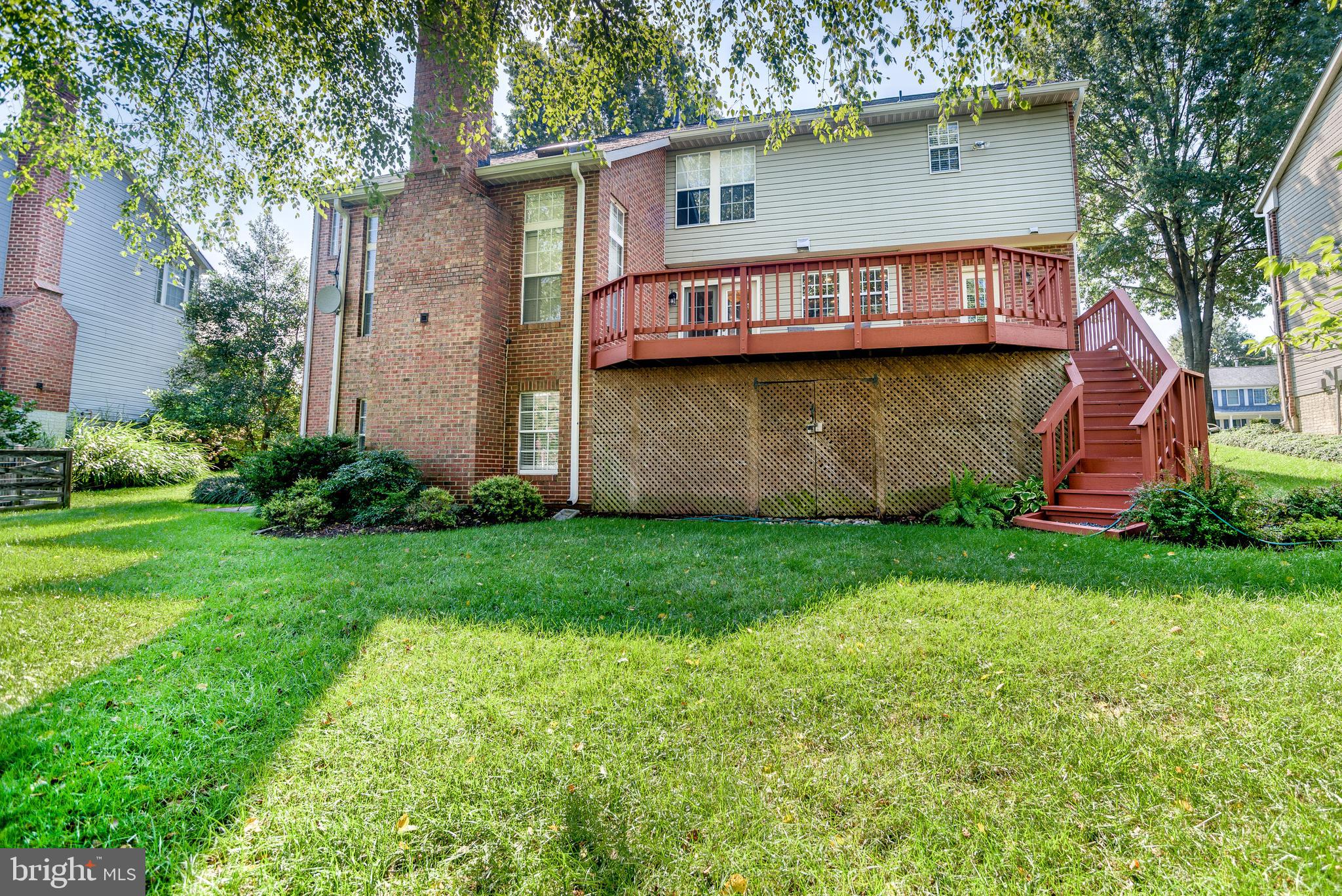 47764 Rafter Court Sterling, VA 20165 - Photo 43 of 44 Lots of Yard Space