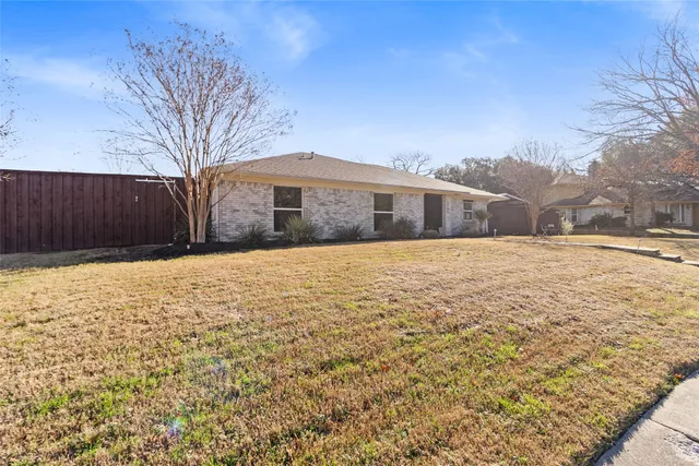 $435,000 | 2700 Chadwick Drive, Plano, TX 75075