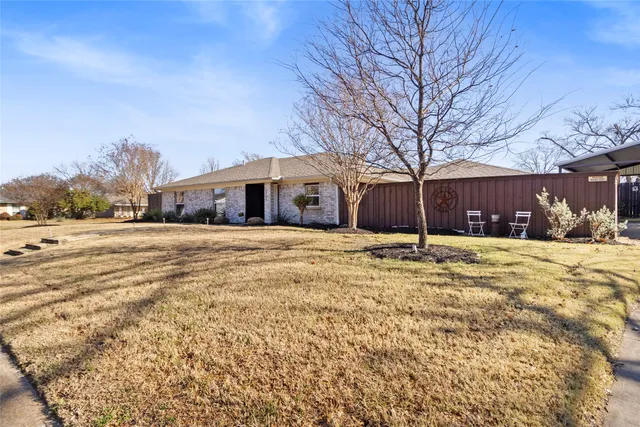 $435,000 | 2700 Chadwick Drive, Plano, TX 75075