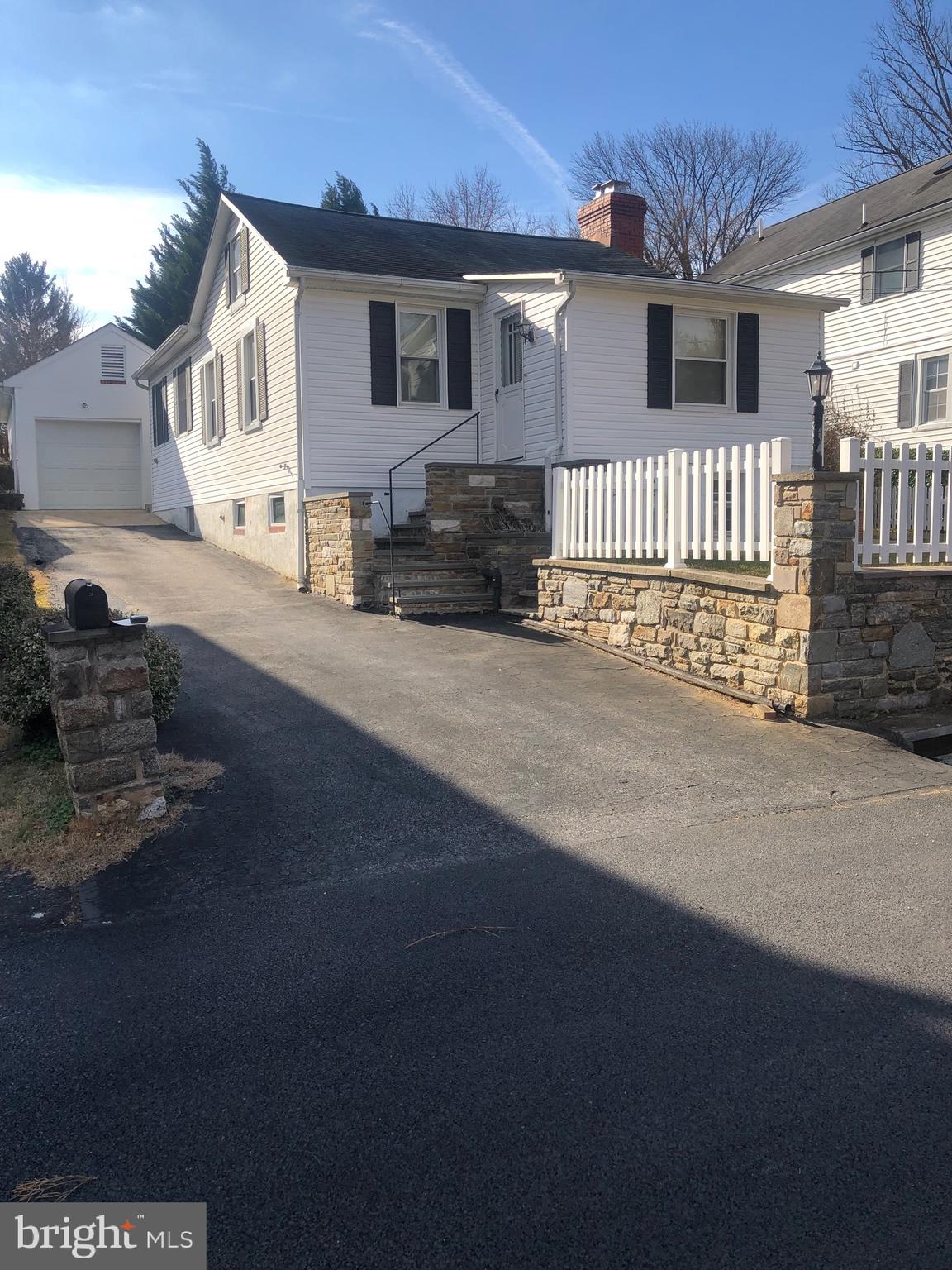 1805 Roland Avenue Towson, MD 21204 - Photo 2 of 46