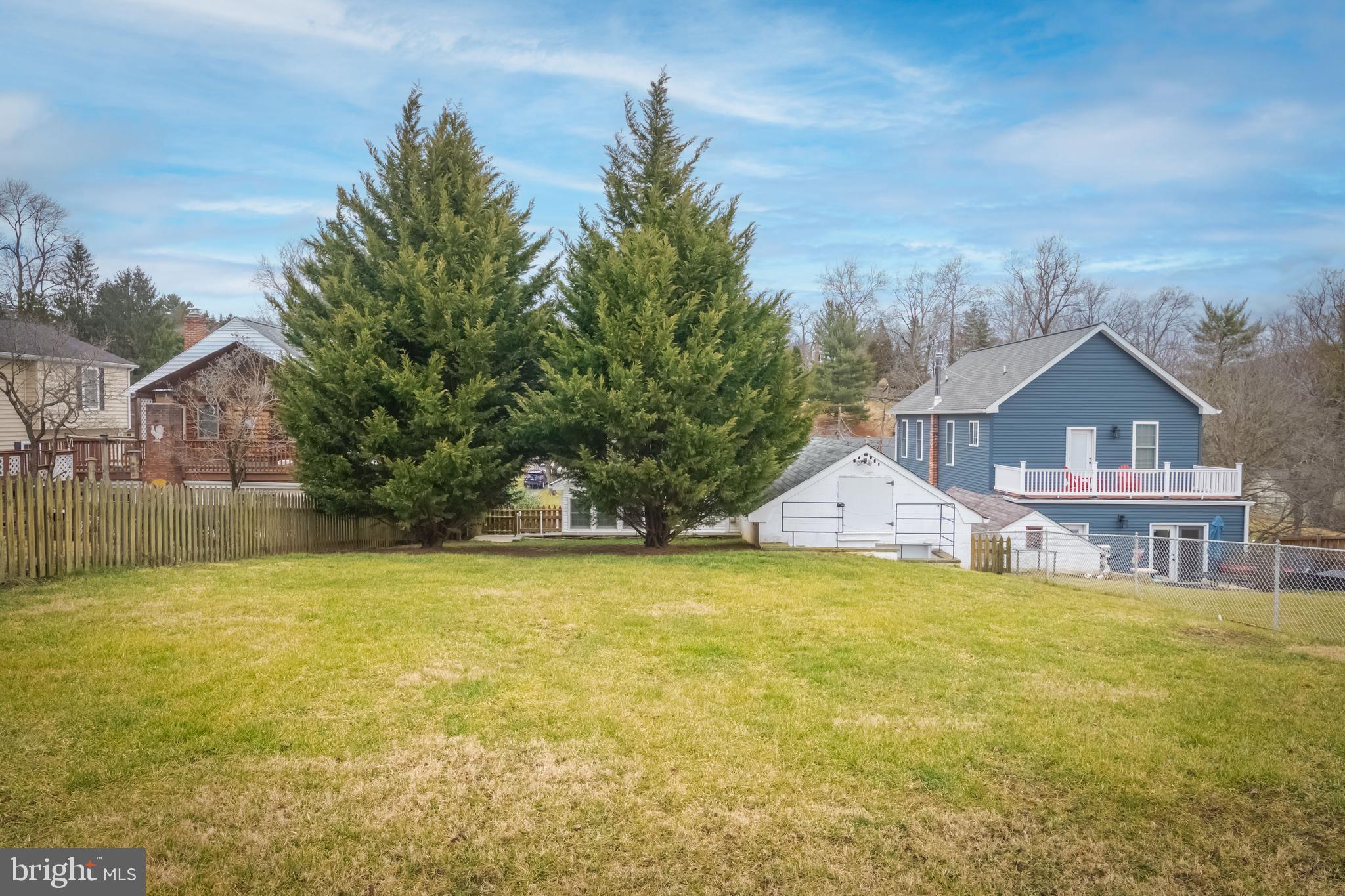1805 Roland Avenue Towson, MD 21204 - Photo 43 of 46 Lot large enough to build out