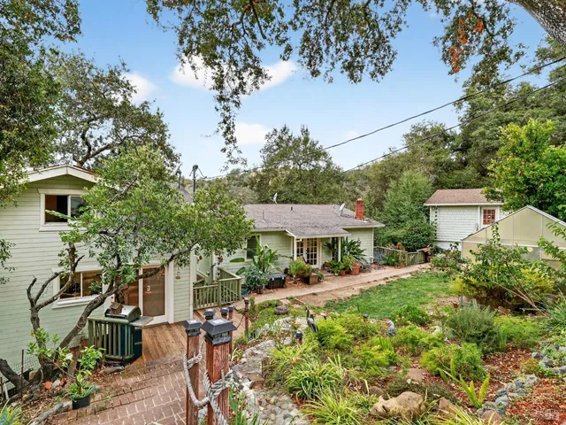 $1,675,000 | 217 Geysers Road, Cloverdale, CA 95425