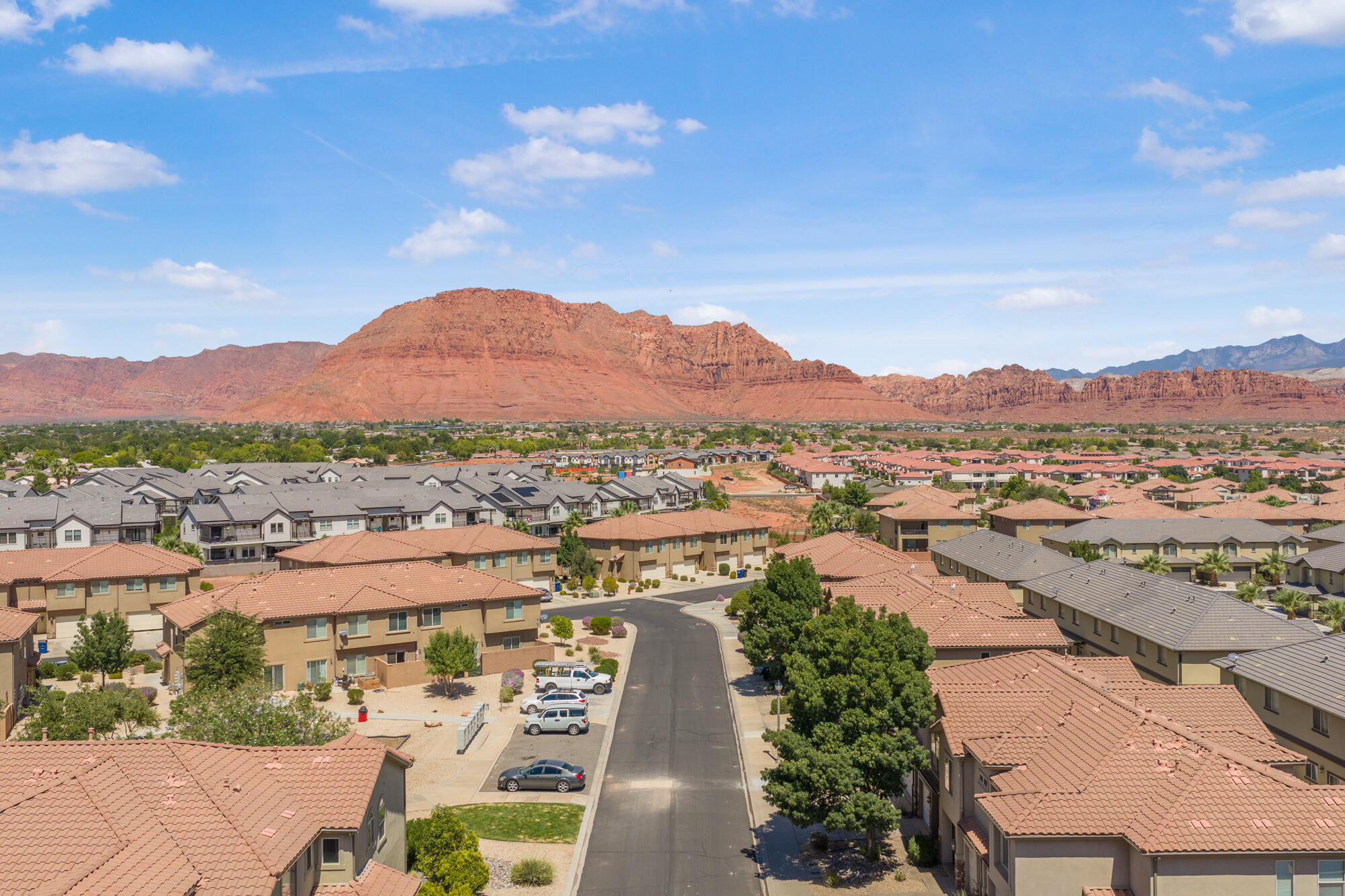 2516 Manzoni Road Santa Clara, UT 84765 - Photo 3 of 41 DJI_20260826130727_0476_D
