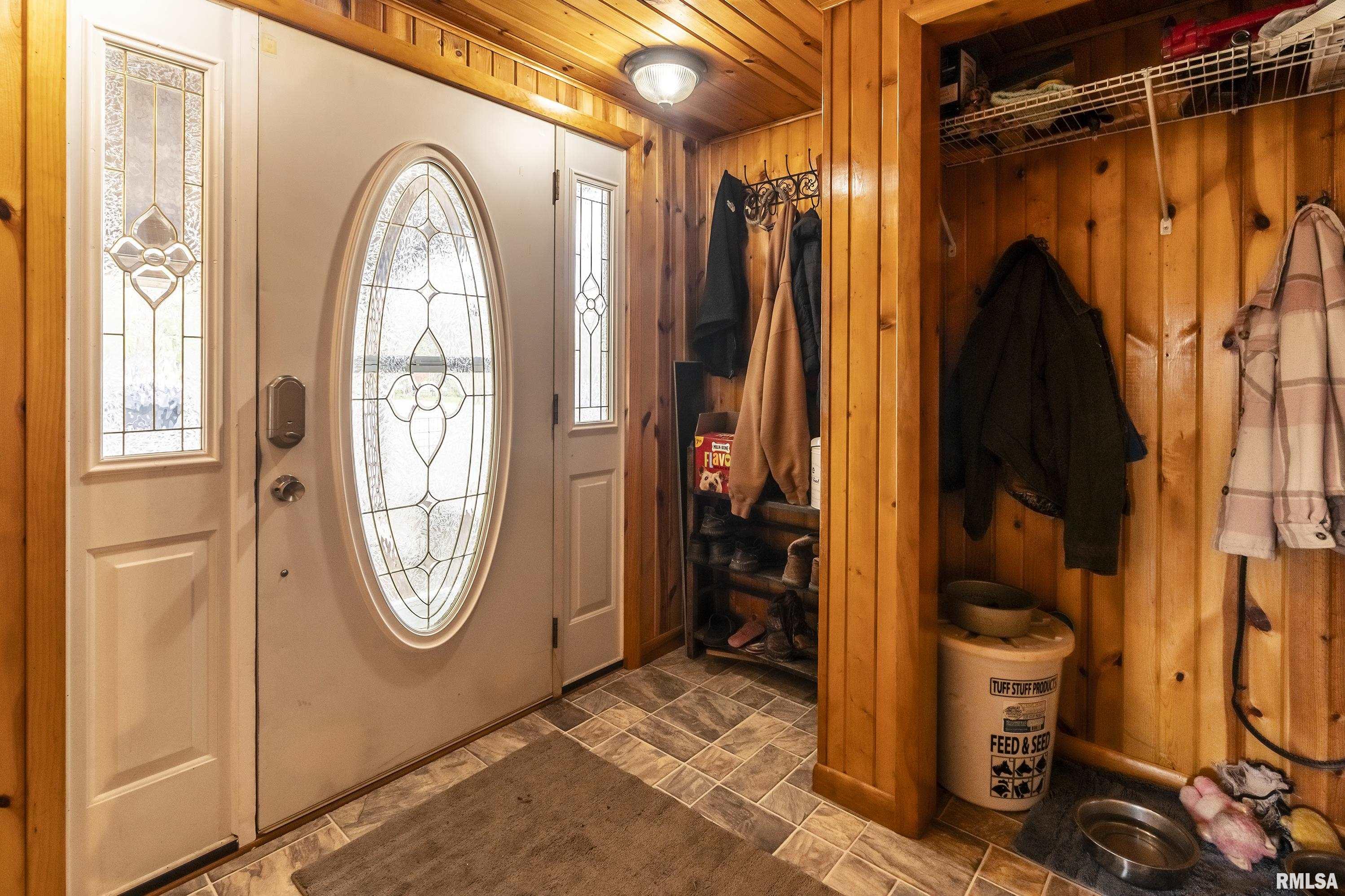 115 Wiley Road Murphysboro, IL 62966 - Photo 4 of 46