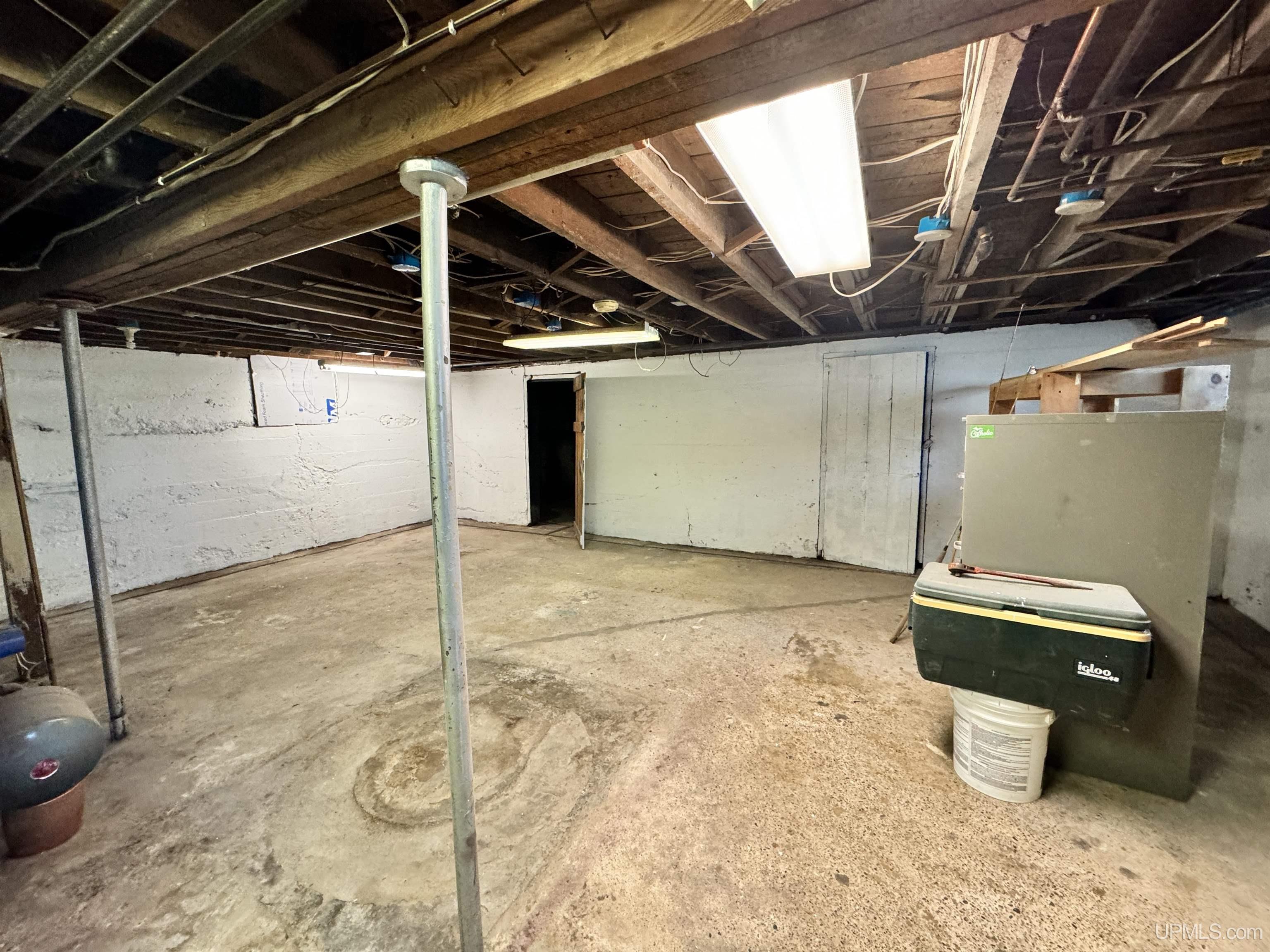415 North 3rd Street L'Anse, MI 49946 - Photo 18 of 20