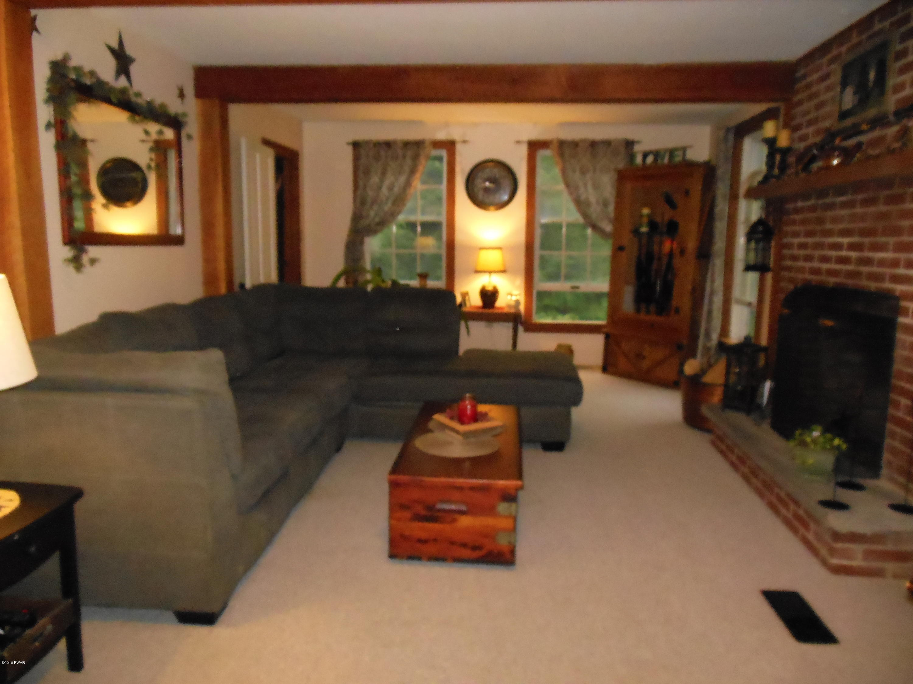 1820 Ravnikar Road Waymart, PA 18472 - Photo 3 of 41