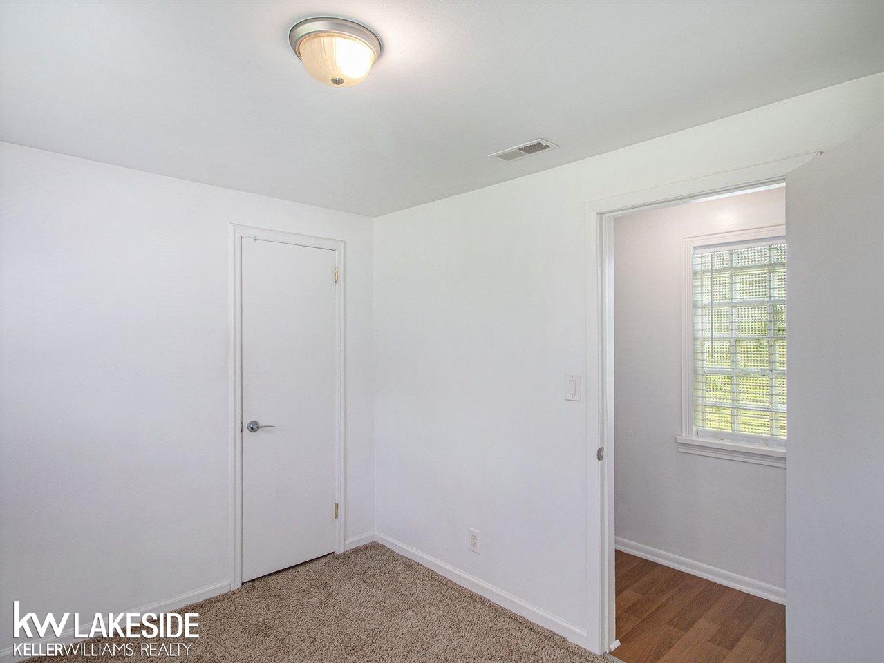 792 Hemingway Road Lake Orion, MI 48362 - Photo 15 of 28
