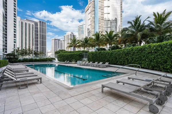 $6,000 | 900 Biscayne Boulevard, Unit 2208, Miami, FL 33132