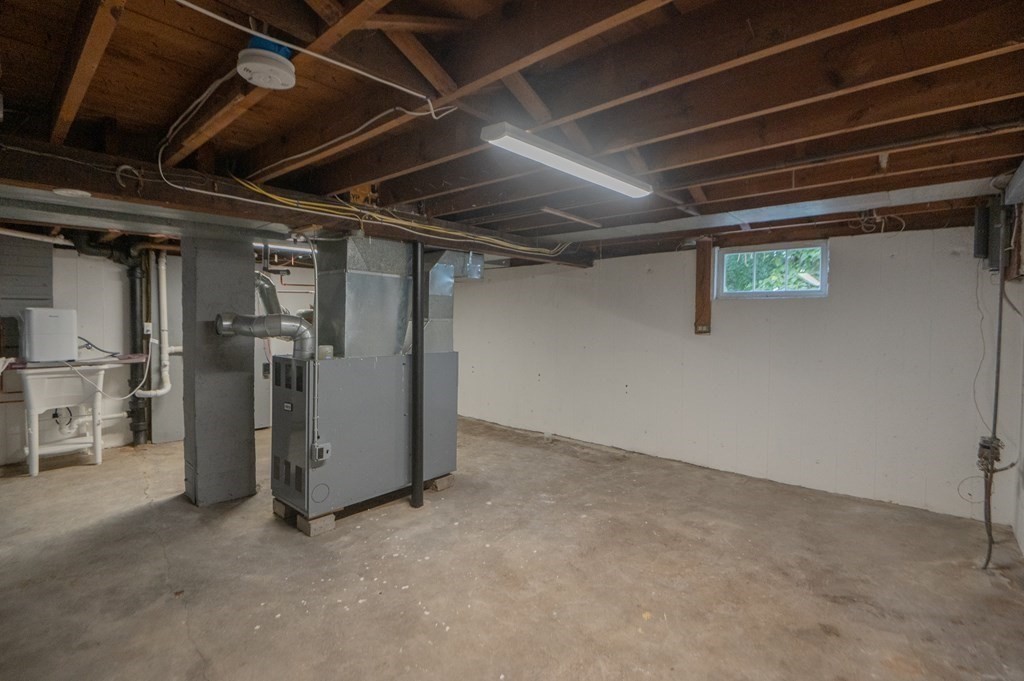15 Alden Road Peabody, MA 01960 - Photo 23 of 24 Gallery Image 23