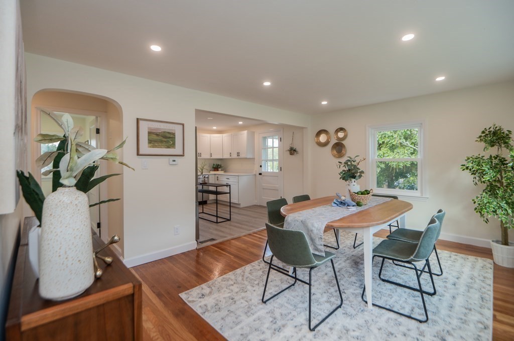 15 Alden Road Peabody, MA 01960 - Photo 5 of 24 Gallery Image 5