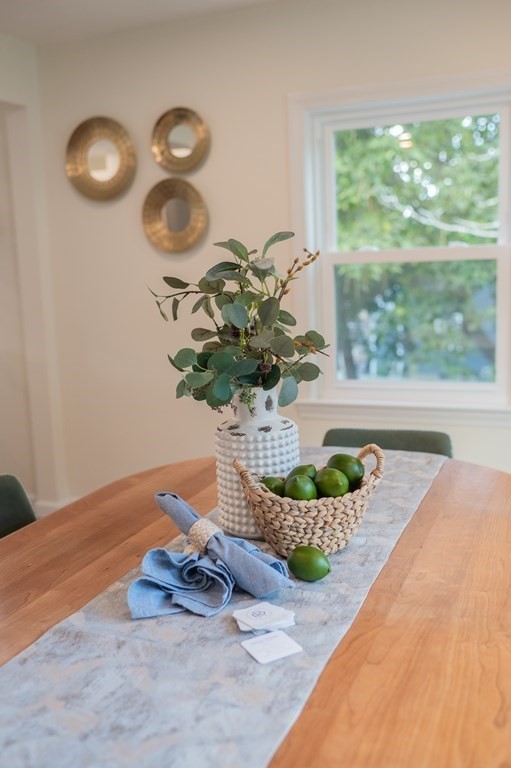 15 Alden Road Peabody, MA 01960 - Photo 6 of 24 Gallery Image 6