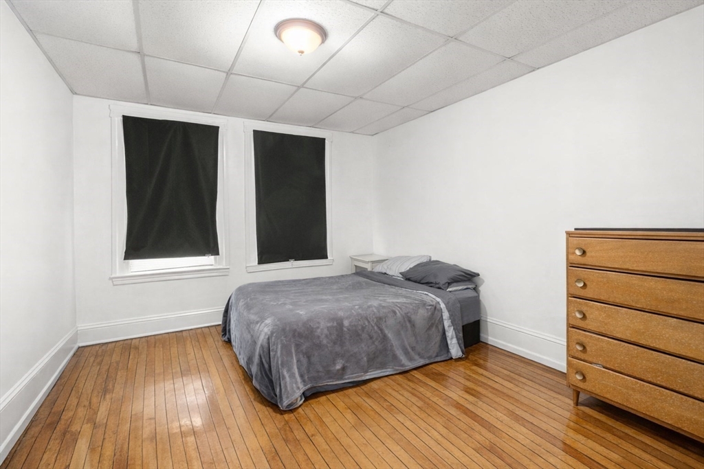 2 Montague Street Worcester, MA 01603 - Photo 13 of 15
