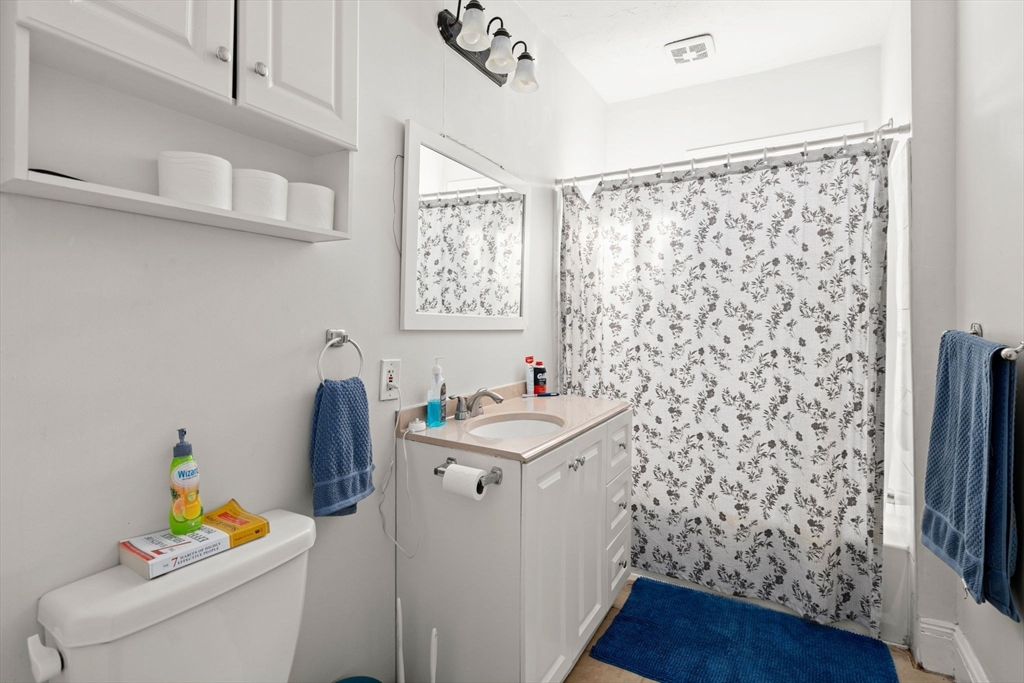 2 Montague Street Worcester, MA 01603 - Photo 10 of 15