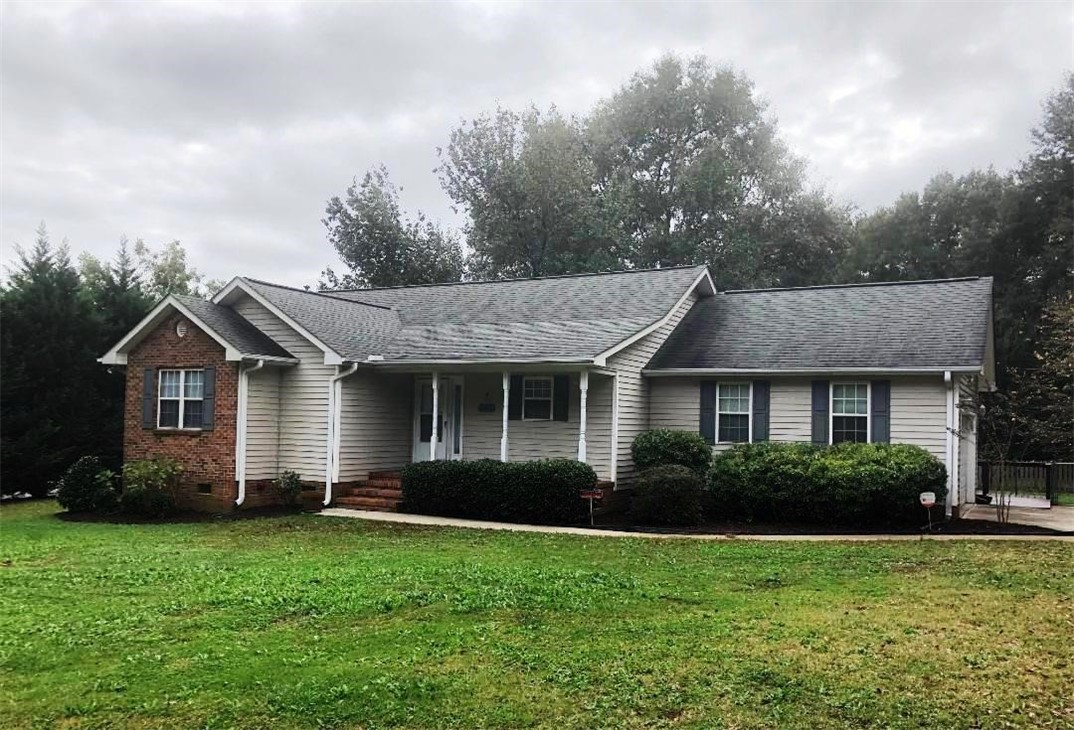 Maintenance-free exterior