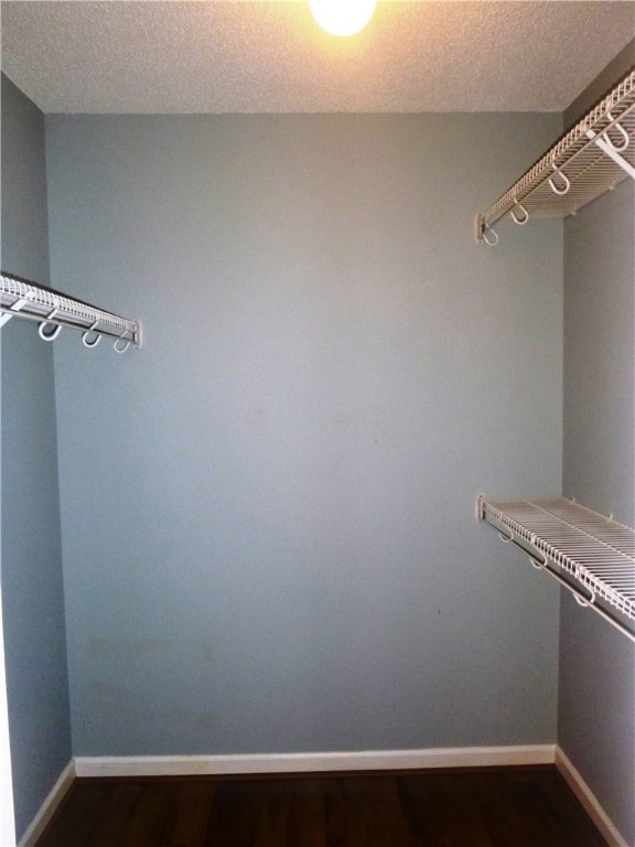 1101 Westgate Road Anderson, SC 29626 - Photo 23 of 39 Master WI-Closet