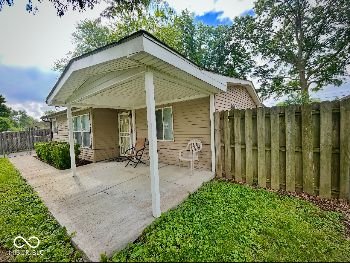 3161 Normandy Road Indianapolis, IN 46222 - Photo 2 of 14