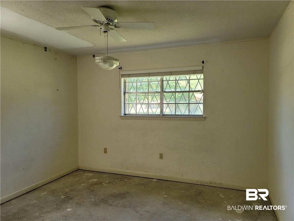 5404 Scanlan Way West Satsuma, AL 36572 - Photo 9 of 18