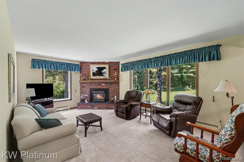 9474 Bartel Road Columbus, MI 48063 - Photo 7 of 31