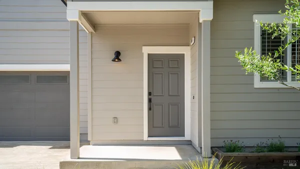 $599,000 | 14 West Brookside Drive, Cloverdale, CA 95425