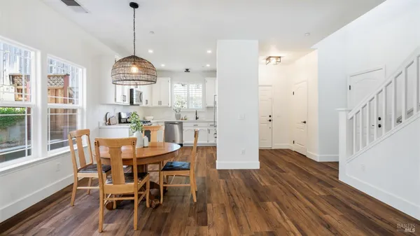 $599,000 | 14 West Brookside Drive, Cloverdale, CA 95425