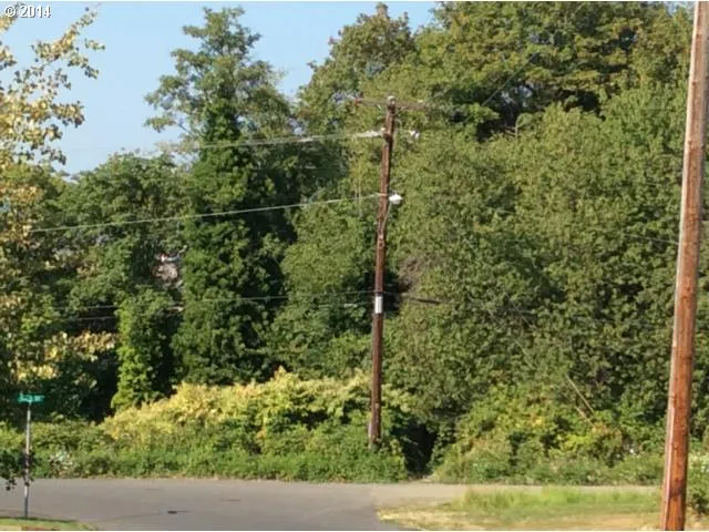 a view of a house with swimming pool