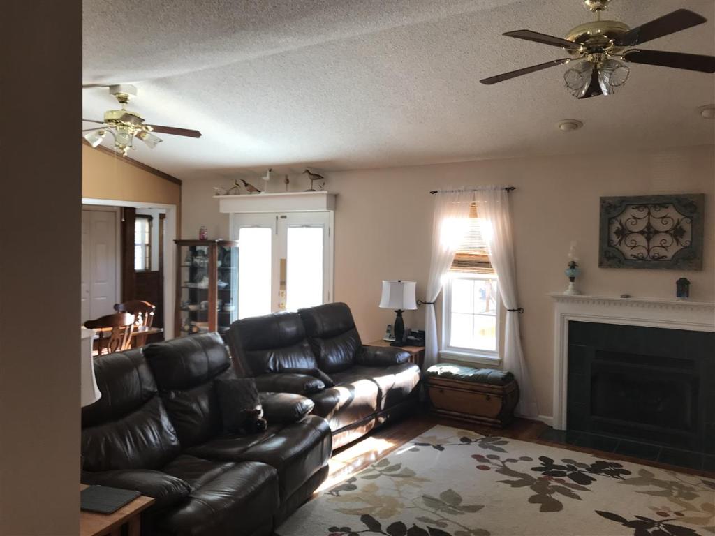 418 Burns Mill Road West Union, SC 29696 - Photo 13 of 36 Gallery Image 13