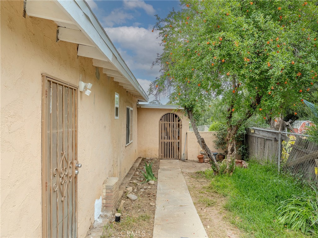 4821 Pedley Avenue Norco, CA 92860 - Photo 15 of 24