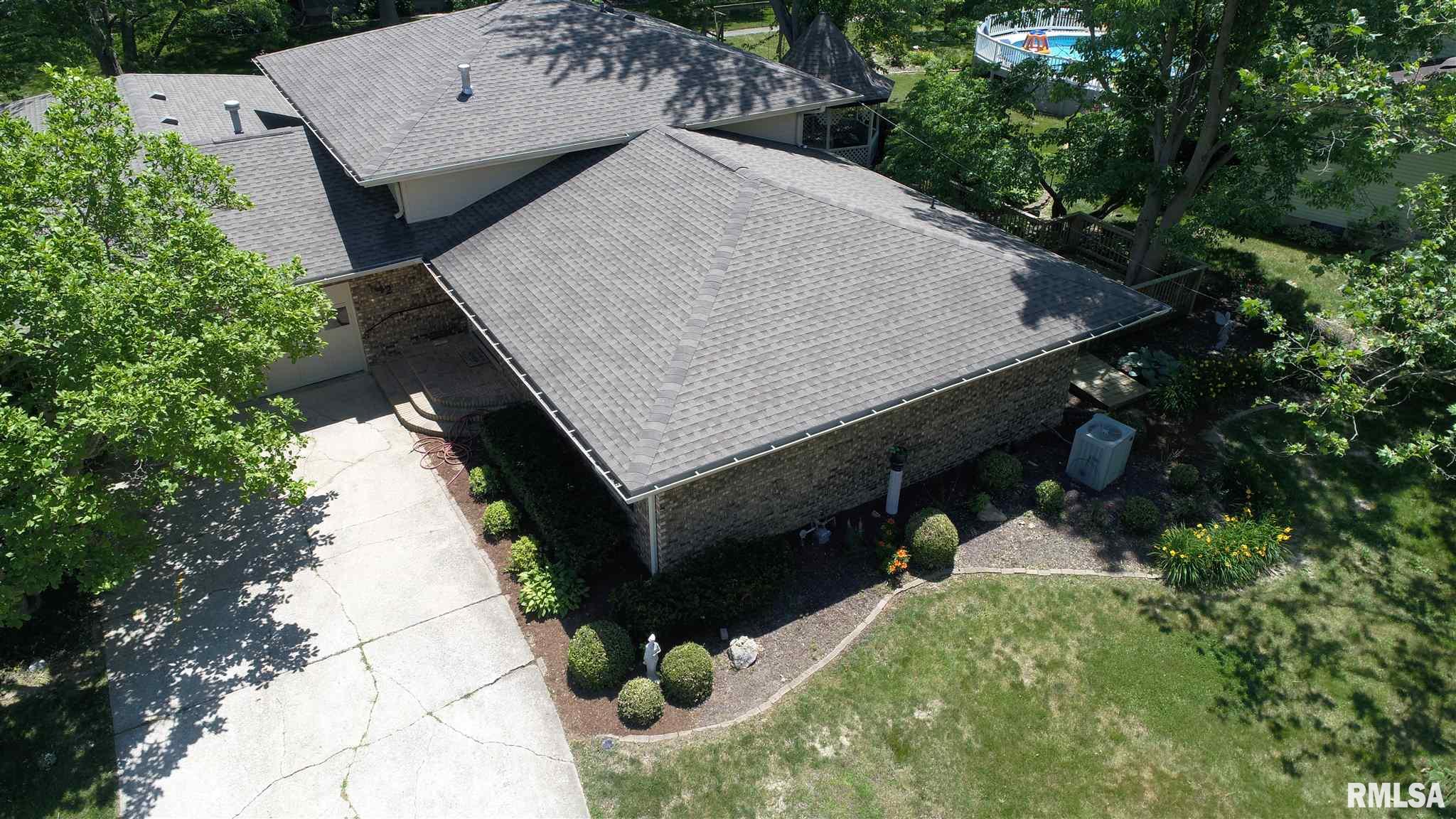 42 Axline Road Chatham, IL 62629 - Photo 2 of 49 Gallery Image 2
