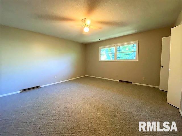 42 Axline Road Chatham, IL 62629 - Photo 41 of 49 Gallery Image 41