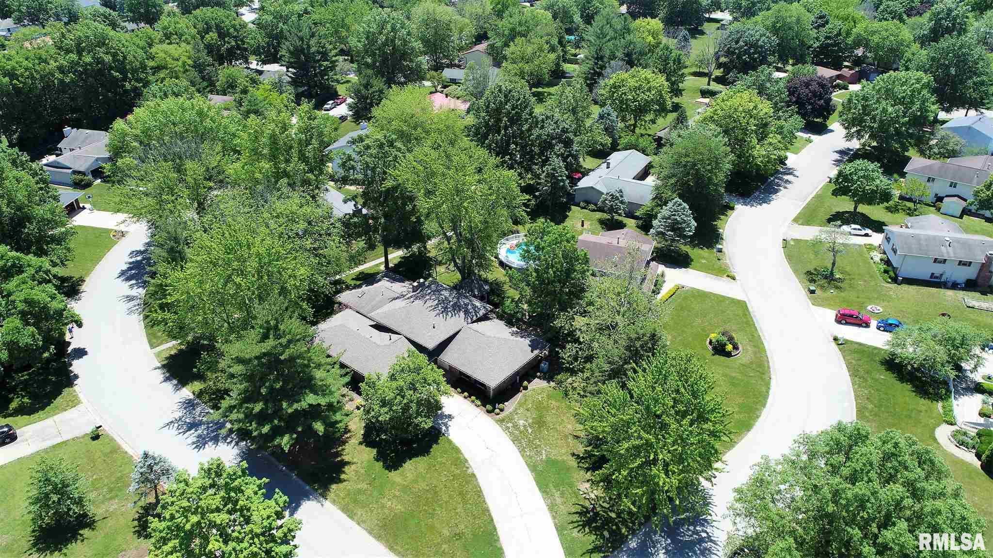 42 Axline Road Chatham, IL 62629 - Photo 5 of 49 Gallery Image 5