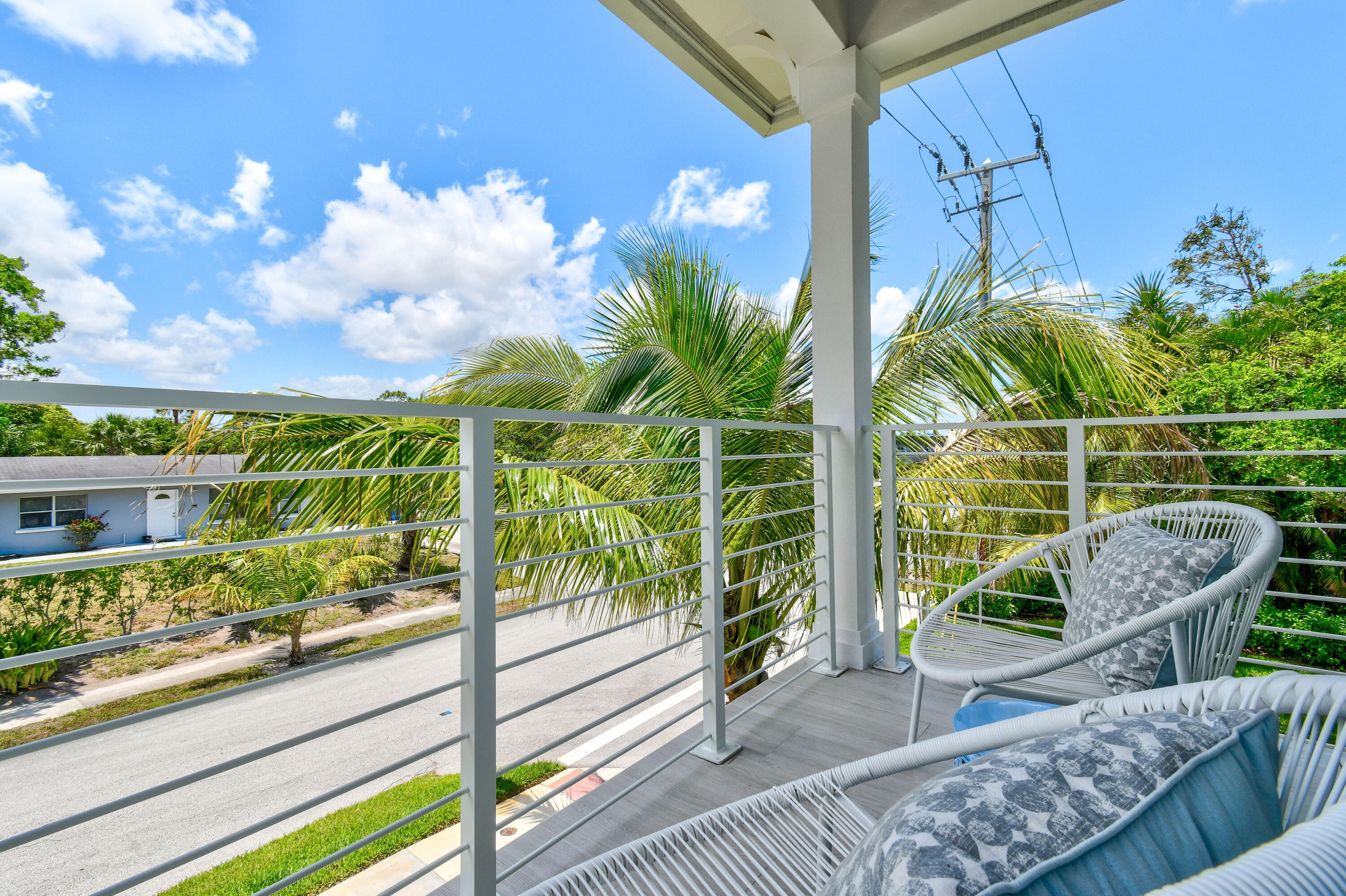 4650 Southeast Manatee Terrace Stuart, FL 34997 - Photo 30 of 95 4650SEManateeWay(31)