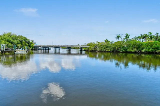 $5,900 | 4650 Southeast Manatee Terrace, Stuart, FL 34997