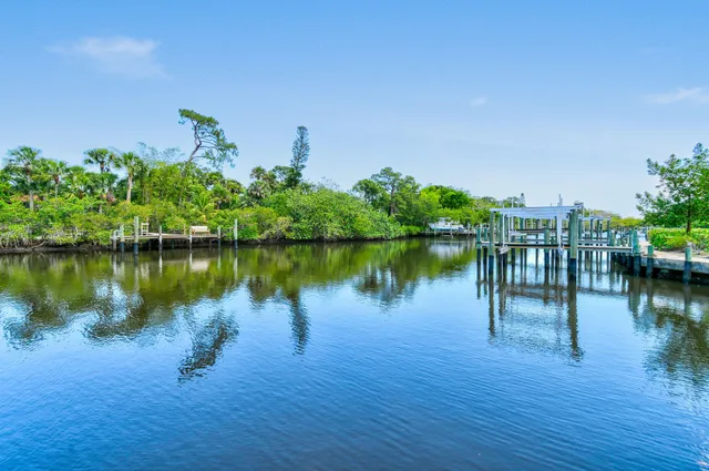 $5,900 | 4650 Southeast Manatee Terrace, Stuart, FL 34997