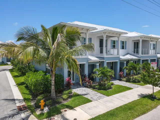 $5,900 | 4650 Southeast Manatee Terrace, Stuart, FL 34997