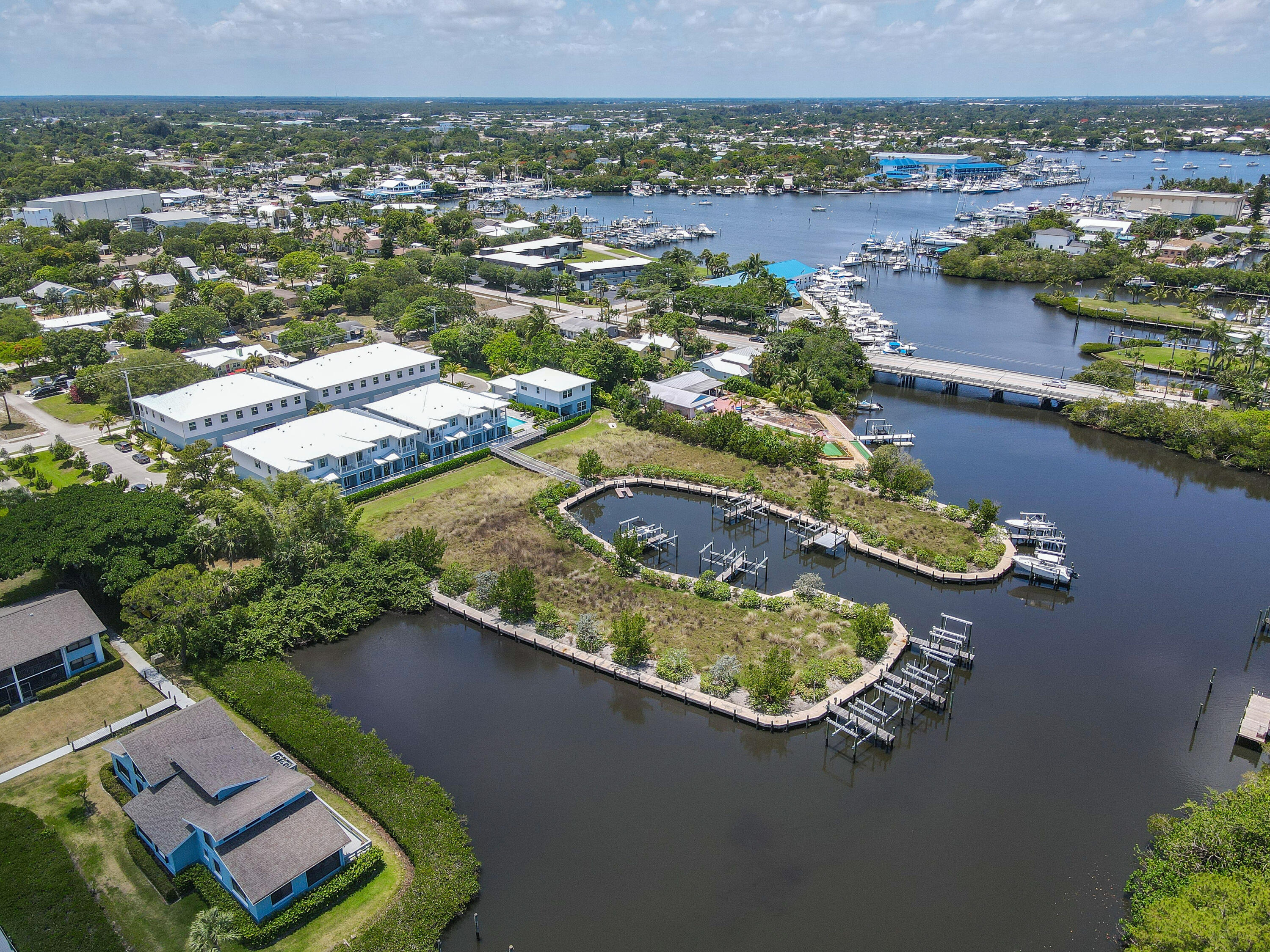 4650 Southeast Manatee Terrace Stuart, FL 34997 - Photo 82 of 95 4650SEManateeWayAerials(14)